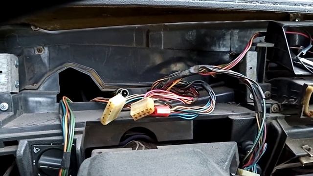 Не горят габариты 2109 перегорает предохранитель смотреть онлайн