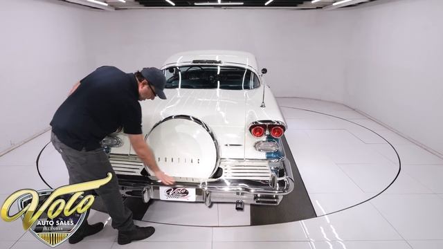 1958 Pontiac Bonneville for sale at Volo Auto Museum (V20835) смотреть онлайн