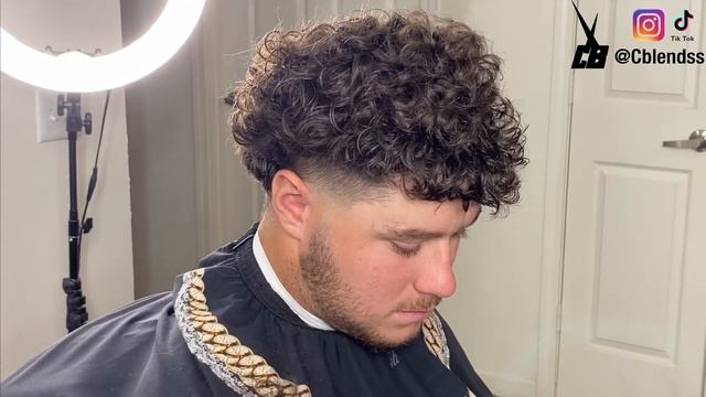 Road to 1k is COMPLETE! Barber Journey!? смотреть онлайн