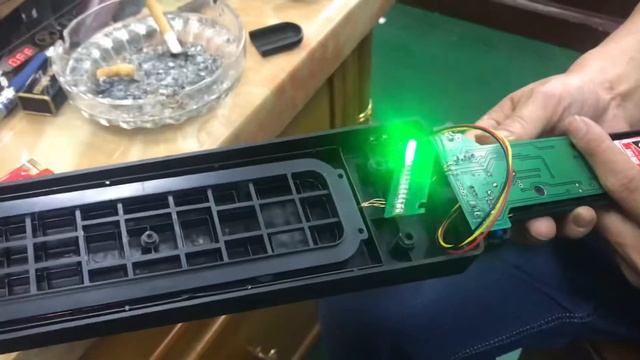 New Design hand held metal detector with Led alarm light смотреть онлайн