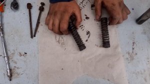 Ремонт, обслуживание передней пружинной вилки велосипеда  Как разобрать и смазать вилки велосипеда