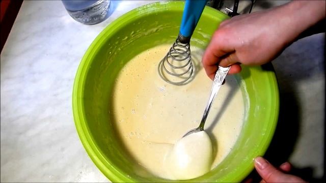 Блины тонкие за 15 минут на молоке и воде. Блинчики очень вкусные. Pancakes with milk and water смотреть онлайн