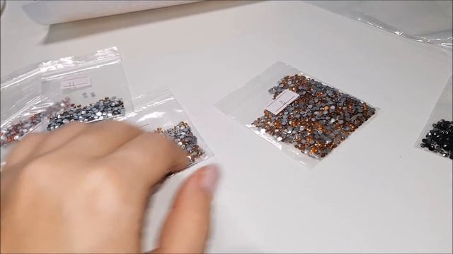 АЛМАЗНАЯ ВЫШИВКА из Китая НЕ ПОЛНЫЙ КОМПЛЕКТ! БРАКОВАННЫЕ СТРАЗЫ! Советую посмотреть. смотреть онлайн