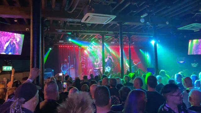Anti Nowhere League Bristol Fleece 2021 смотреть онлайн