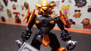 РАЗРУШИТЕЛЬ от Bandai / Обзор нового робота LBX!