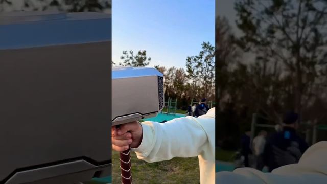 Thor's hammer appeared spectacularly смотреть онлайн