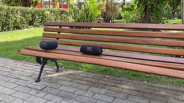 JBL CHARGE 5 Vs. LG XBOOM GO PL7 | COMPARATIVO | AMBIENTE EXTERNO смотреть онлайн