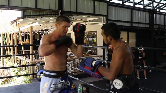 BASIC PAD WORK at Bangtao Muay Thai & MMA Gym смотреть онлайн