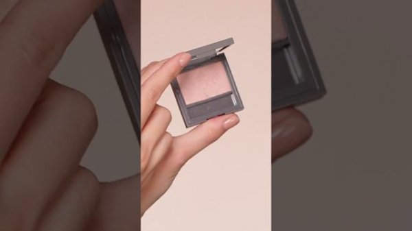 Легкий дневной макияж от Alix Avien Paris