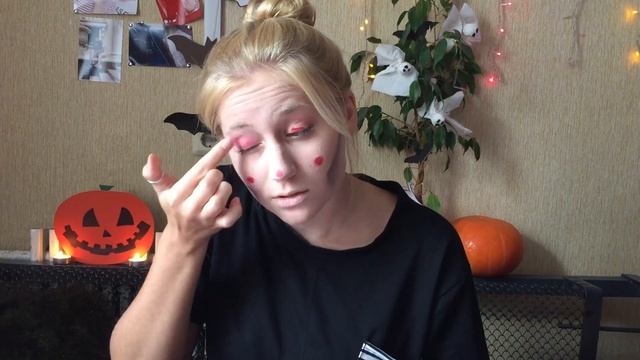 САМЫЙ ПРОСТОЙ МАКИЯЖ НА ХЭЛЛОУИН смотреть онлайн