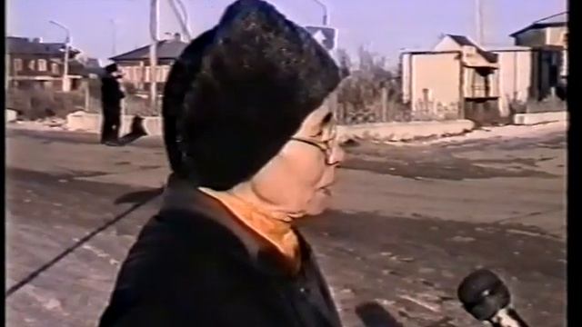 Уличное интервью о празднике 7 ноября, Касимов, 1999 смотреть онлайн