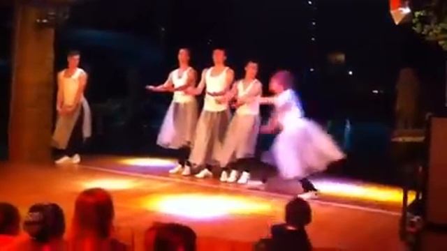 Танец маленьких лебедей) смотреть онлайн