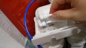 КАК ПРАВИЛЬНО ВЫТАЩИТЬ ТРУБКУ ИЗ ФИЛЬТРА ОБРАТНОГО ОСМОСА