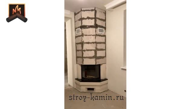 Угловая каминная облицовка из мрамора с дровяной топкой призма АСТОВ ПП 6957 - изготовление, монтаж