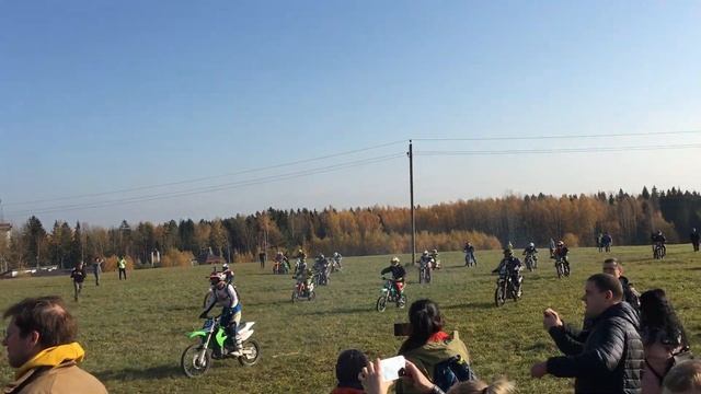 Enduro 4 SEASONS Rally (Эндуро Беларусь)4 Этап.Старт В2и В1. смотреть онлайн