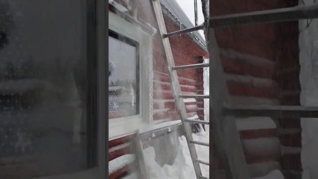 много снега на крыше смотреть онлайн