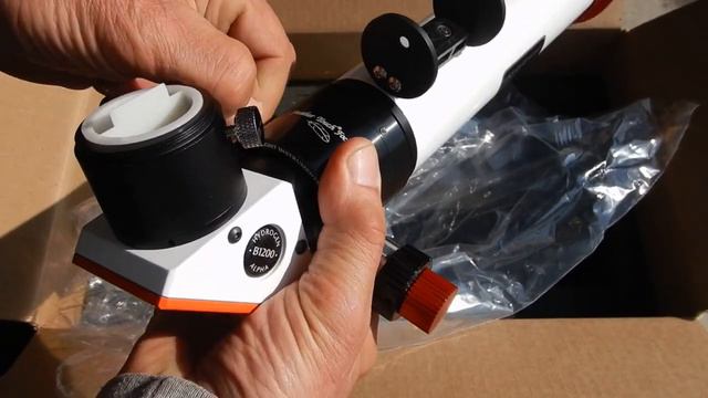 Lunt 40mm Dedicated Hydrogen-Alpha Solar Telescope - PART 1 review Box Opening смотреть онлайн