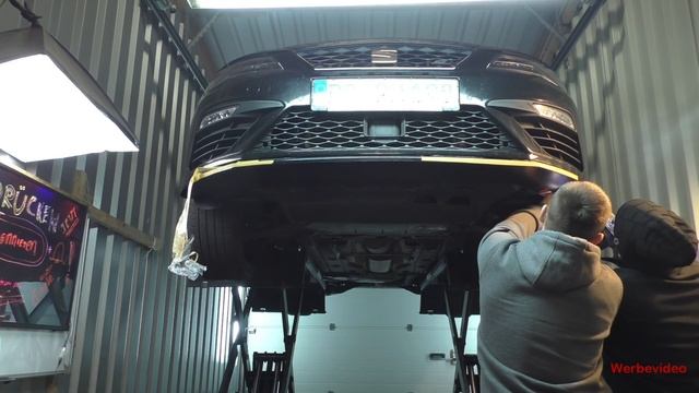 Tuning von der Essen Motor Show - SEAT Leon 5F - Rieger Tuning смотреть онлайн