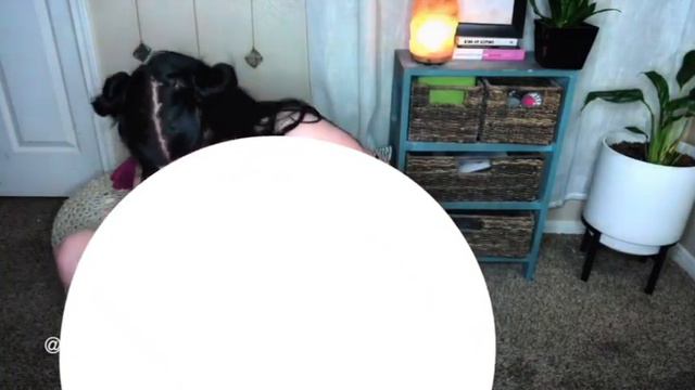 big fat girl cough on huge bong hits смотреть онлайн