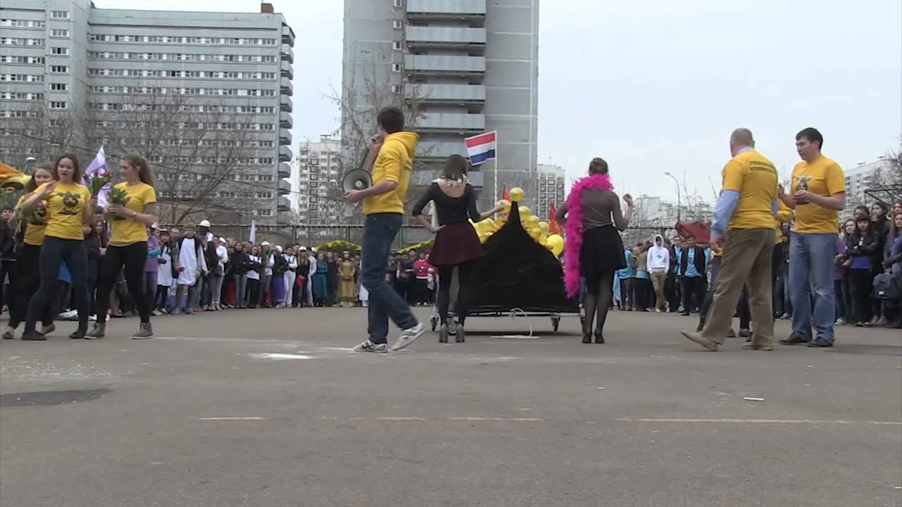 Экономика День Губкинца в Студгородке 2013 смотреть онлайн