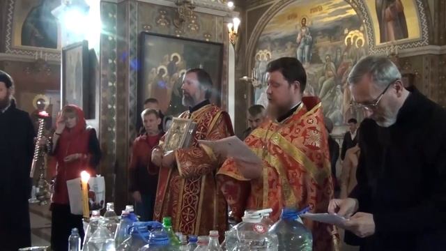 Малое освящение воды в честь иконы "Живоносный Источник" смотреть онлайн