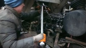 Меняю прокладки под головками Камаз и забрали долгострой!