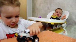 Bad Baby Гигантские Пончики и Конфеты из Кока Кола Сборник Giant Donut - Candy Coca Cola Compilation