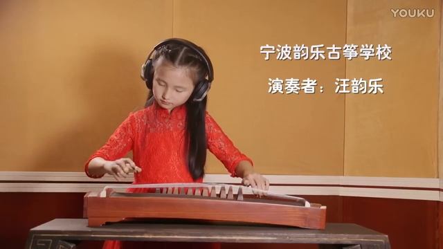 Quả táo nhỏ - Bé Uông Vận Lạc смотреть онлайн