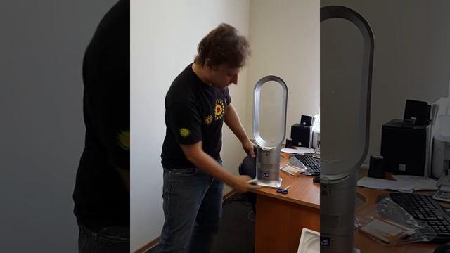 Настольный безлопастной вентилятор с подогревом HTWF-Y16RL смотреть онлайн