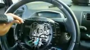 Снимаем рулевое колесо на Citroen C4