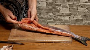 Как отделить рыбу от кости - простой способ!