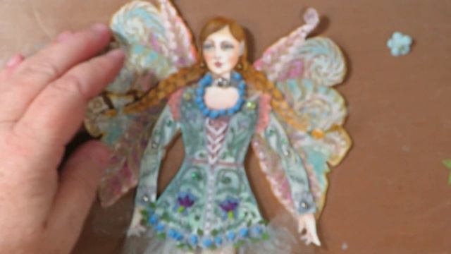 Paper Doll "FERN" on an art journal layout смотреть онлайн