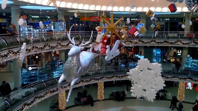 Елка в ТЦ Столица, Минск. смотреть онлайн
