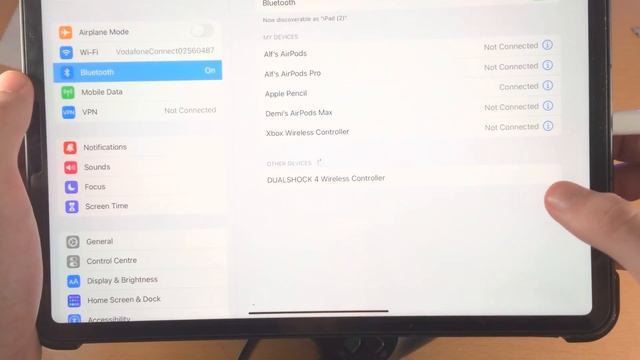 How To Connect PS4 Controller to iPad Pro [EASY] [PlayStation 4 DS4] смотреть онлайн