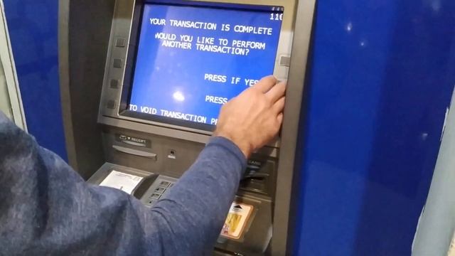 Аэропорт на Бали. Первые шаги после прилёта: симки с интернетом, как снять деньги в банкомате, такс смотреть онлайн