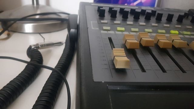 Ken Hensley-from time to time cover by kfir ohayon смотреть онлайн