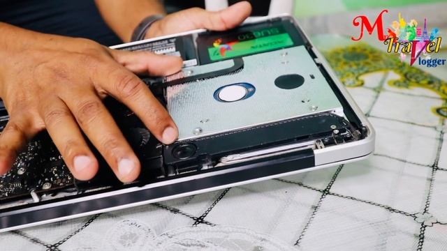 blinking green - orange light macbook charger | [ macbook pro not turning on ] green light issue смотреть онлайн