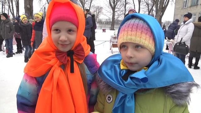 Гимназисты праздновали Масленицу смотреть онлайн