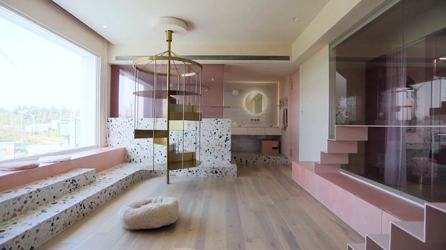 Pink holiday home by KC Design Studio features dedicated cat room смотреть онлайн