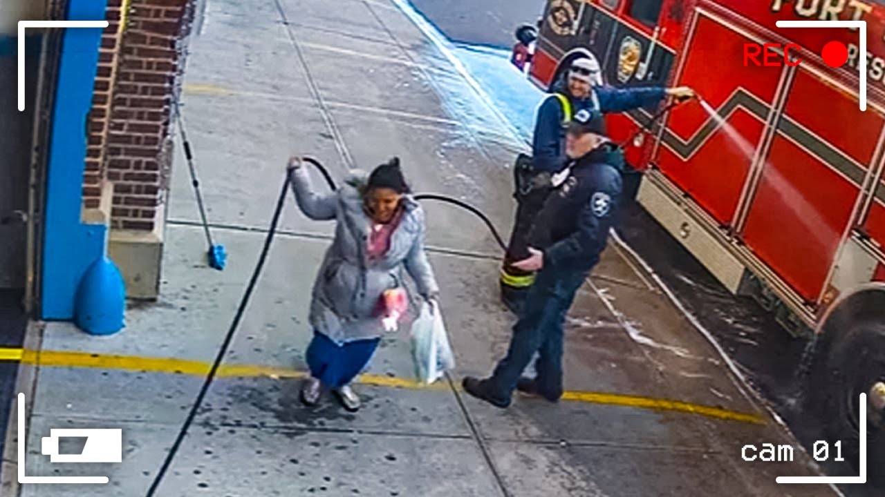 40 Невероятных Моментов, Снятых на Камеры Наблюдения смотреть онлайн