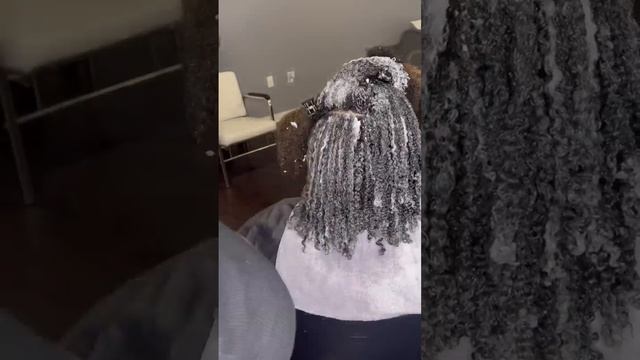 This is why you shouldn’t use coconut oil on your natural hair