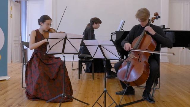 K. Saint-Saens.Piano trio 2,p.1. op.92. Pskov. 08.10.2023 К.Сен-Санс. Трио 2, ч.1. Псков. 08.10.202 смотреть онлайн