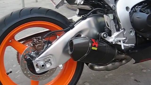 akrapovic honda cbr1000rr repsol.avi смотреть онлайн