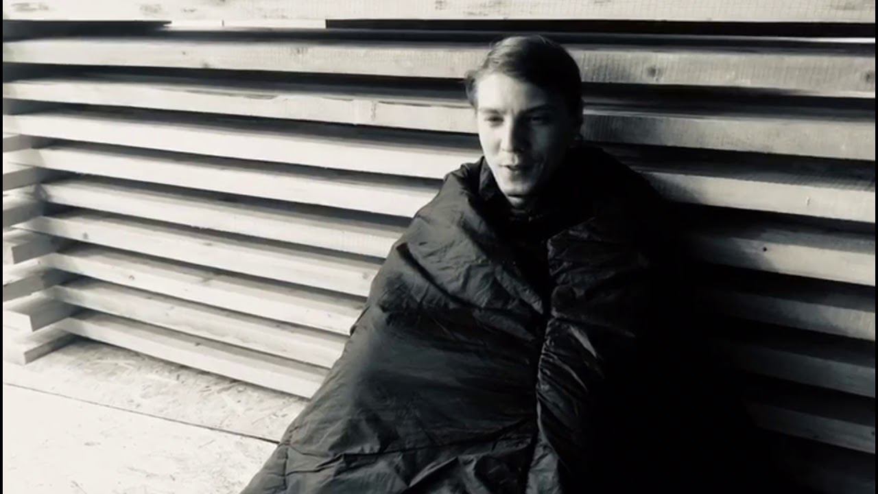 «Просыпаюсь и курю» Александр Межиров смотреть онлайн