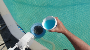 Каркасный бассейн Добавляю медный купорос