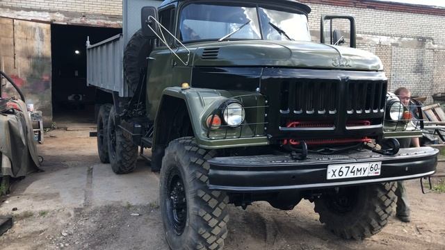 Первый выезд из цеха ЗИЛ-131 самосвал с дизелем HINO