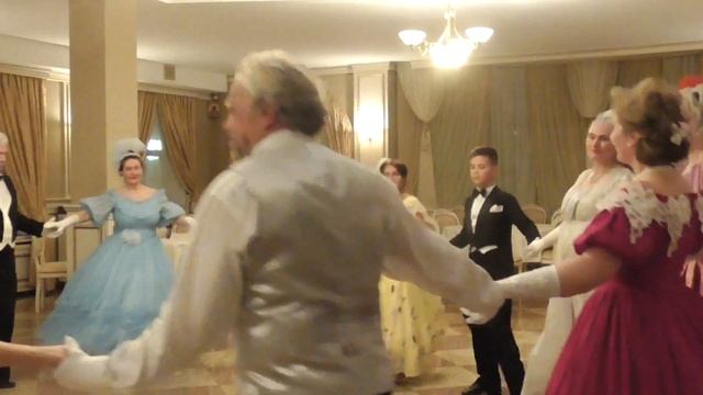 МАРШ РИМ . ОСЕННИЙ БАЛ В ОЛЬГИНО смотреть онлайн