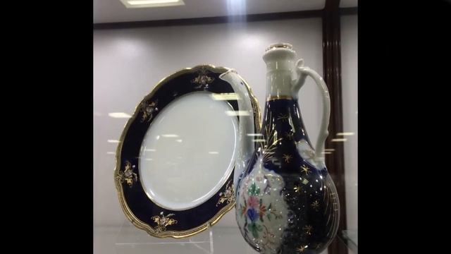 Музей дулёвского фарфора. Штофы, кувшины, вазы смотреть онлайн