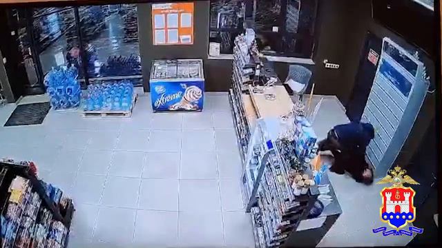 Немец грабит АЗС в Калининградской области смотреть онлайн