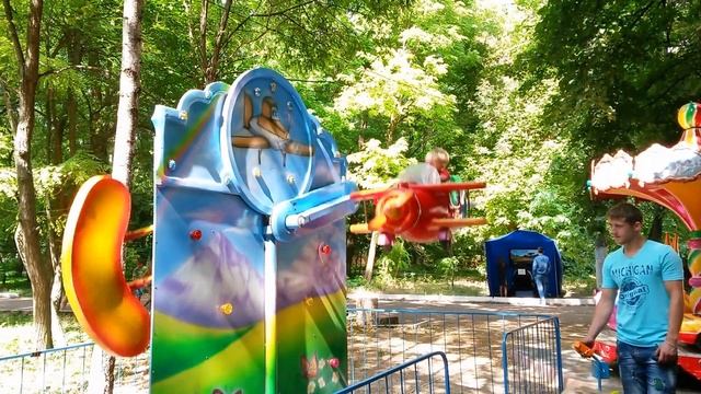 child's attractions смотреть онлайн